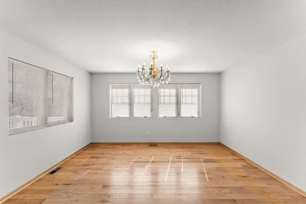 $1,150,000 | 438 Wildwood Road, Mahtomedi, MN 55115