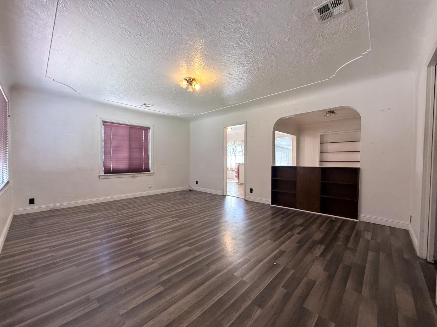 1104 Beverly Drive Modesto, CA 95351 - Photo 6 of 20