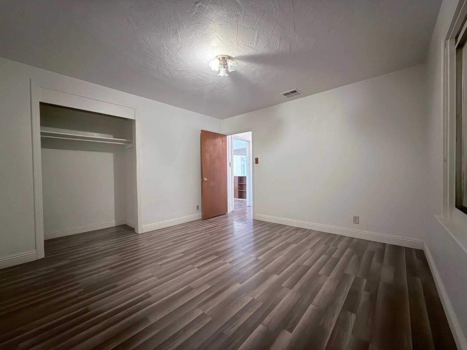 1104 Beverly Drive Modesto, CA 95351 - Photo 7 of 20