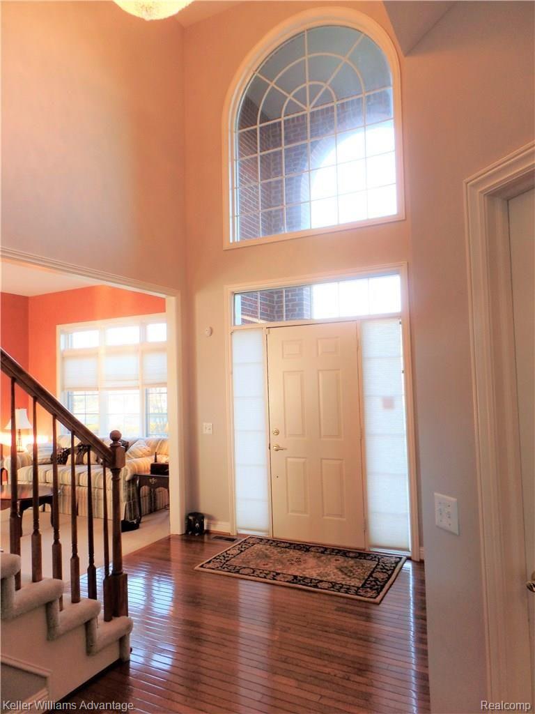 48416 Inveraray Road Canton, MI 48188 - Photo 2 of 31 Foyer