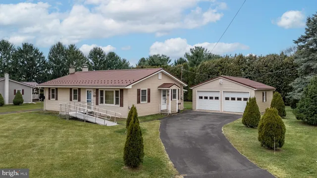 $324,900 | 1199 East College Avenue, Bellefonte, PA 16823