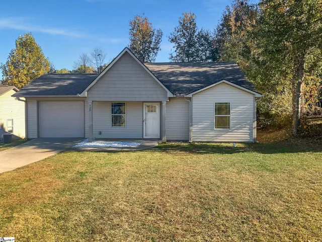 $235,000 | 422 Mt Hood Drive, Inman, SC 29349