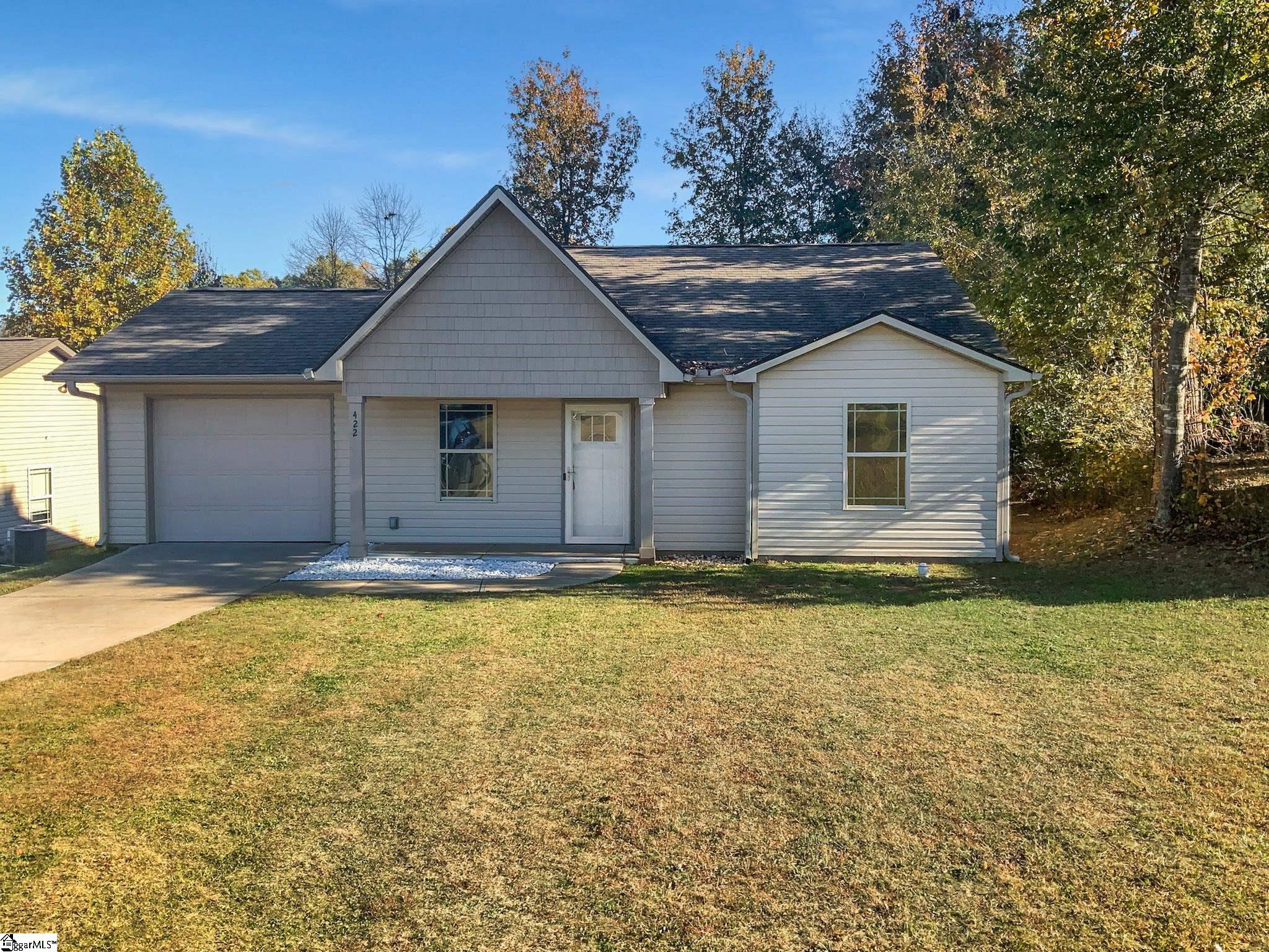 422 Mt Hood Drive Inman, SC 29349 - Photo 1 of 17