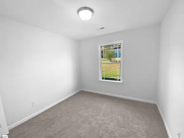 $235,000 | 422 Mt Hood Drive, Inman, SC 29349