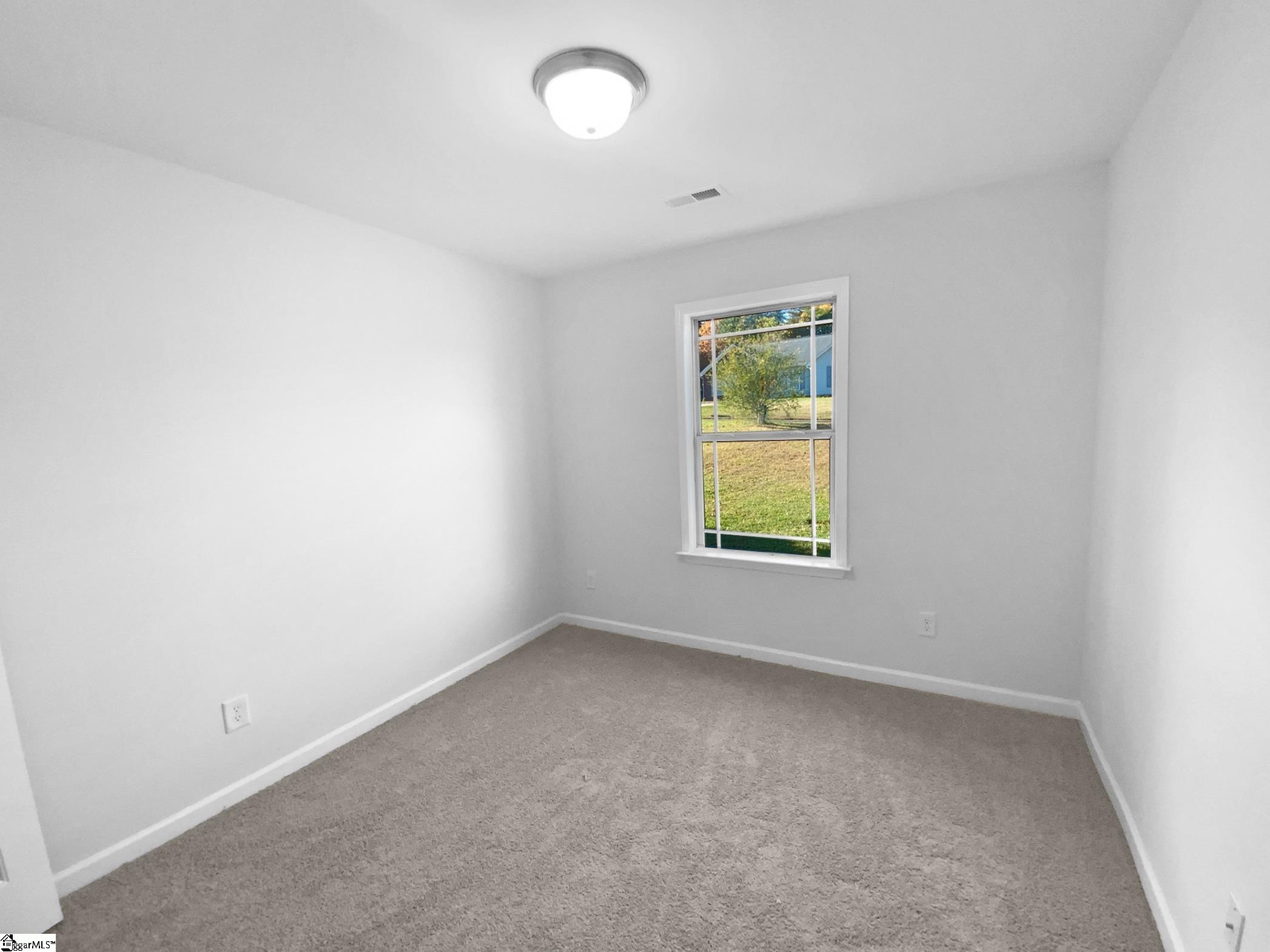 422 Mt Hood Drive Inman, SC 29349 - Photo 5 of 17