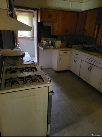 2140 2nd Street Bay City, MI 48708 - Photo 2 of 9 Gallery Image 2