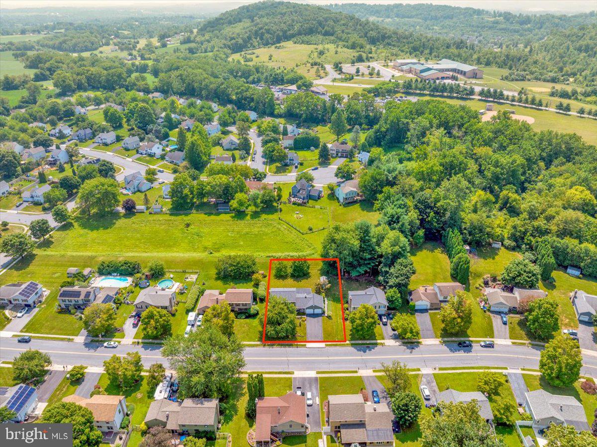 4826 Farming Ridge Boulevard Reading, PA 19606 - Photo 11 of 52