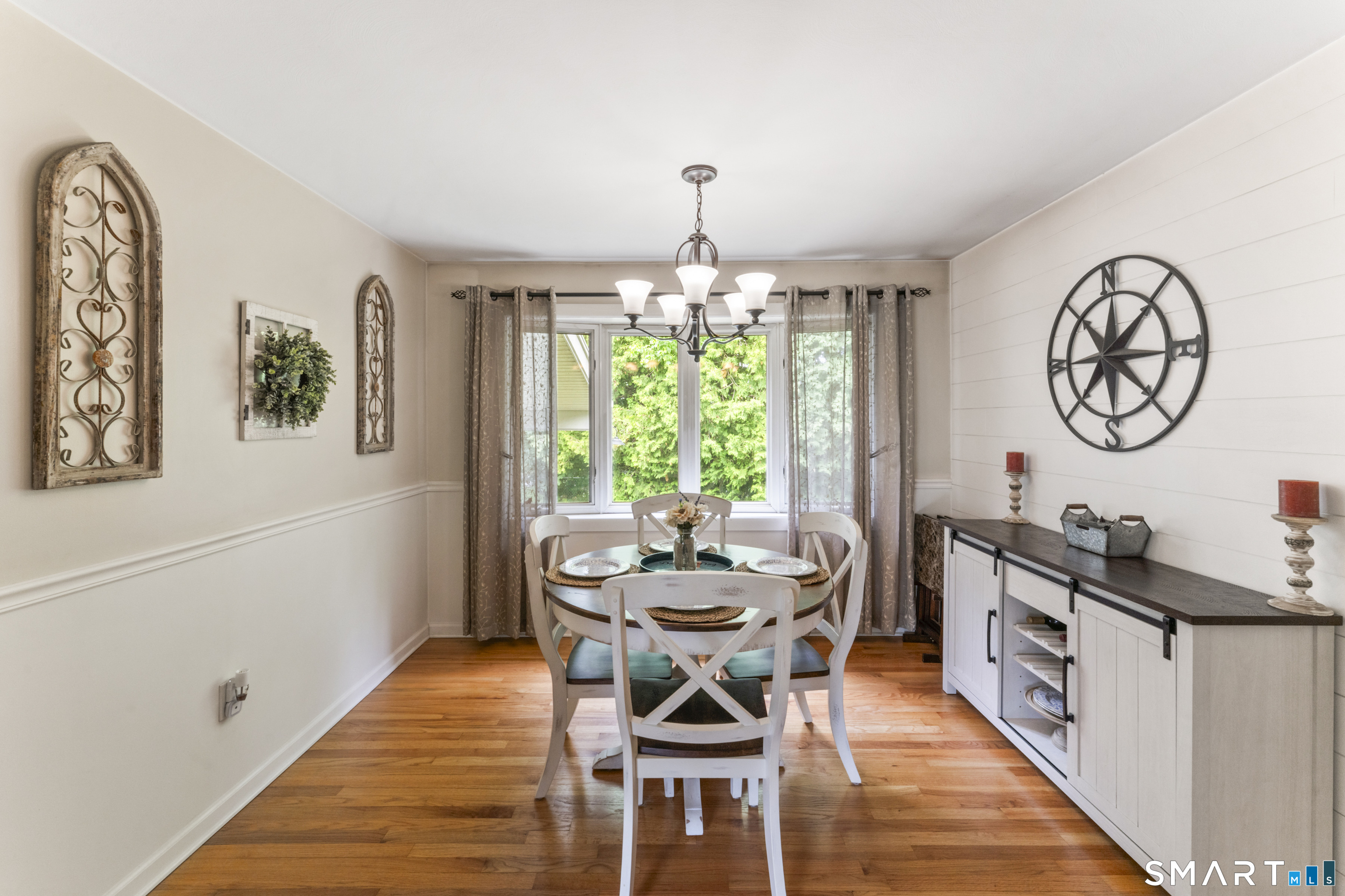 55 Ridgefield Drive Stratford, CT 06614 - Photo 9 of 33