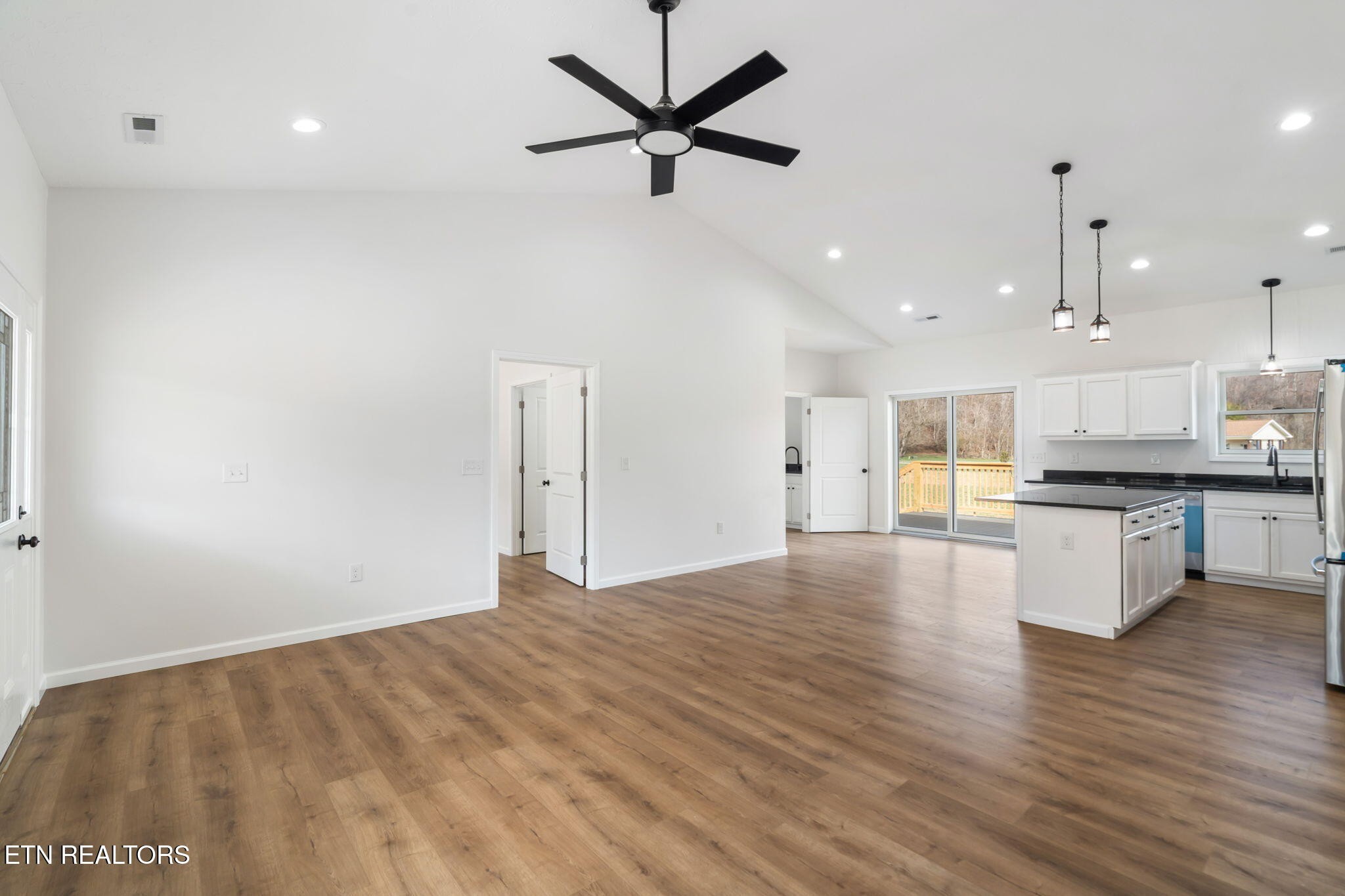 680 Kaylee Lane Del Rio, TN 37727 - Photo 10 of 41 a view of a kitchen with a sink and microwave