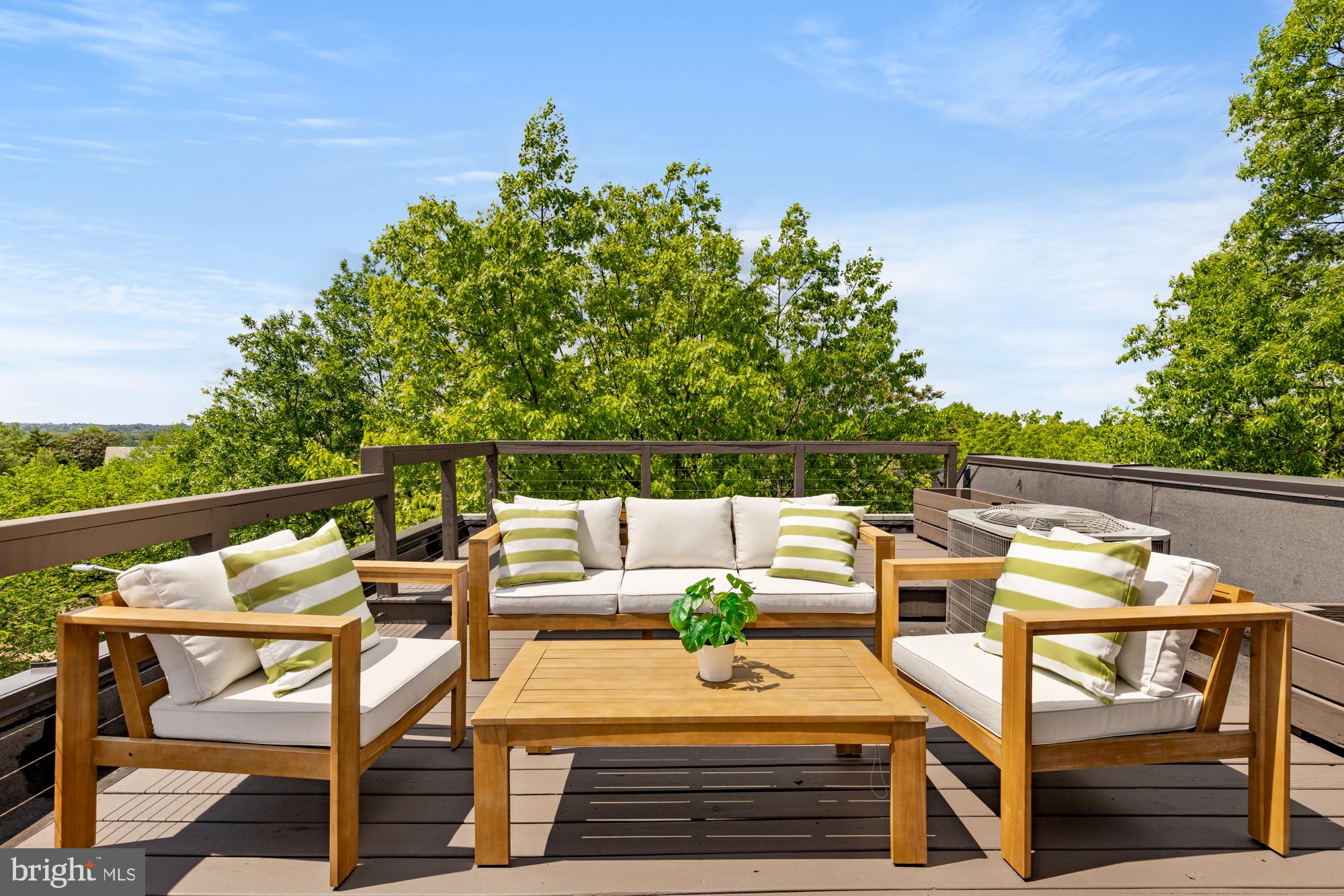 16 Grant Circle Northwest, Unit 2 Washington, DC 20011 - Photo 26 of 35 a view of an outdoor sitting area with furniture