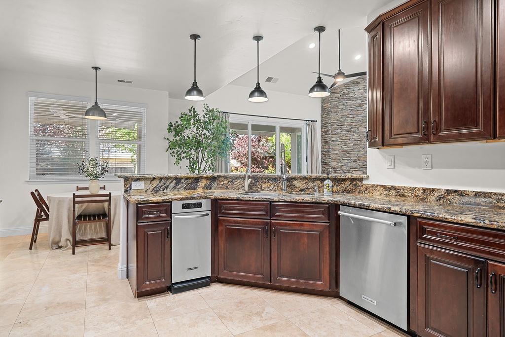 3745 Marshall Avenue Carmichael, CA 95608 - Photo 9 of 62