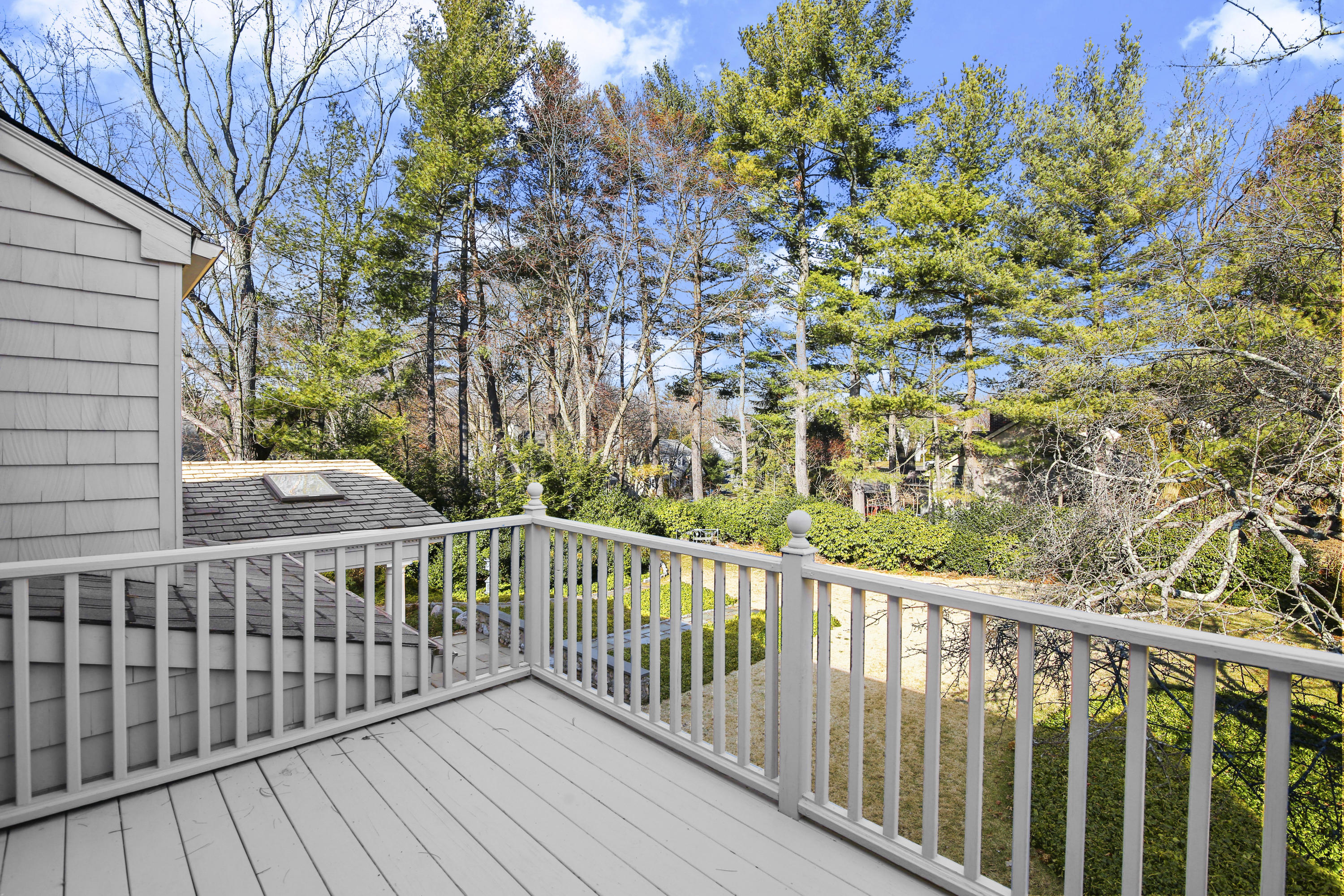 6 Echo Drive Darien, CT 06820 - Photo 17 of 37 a view of a wooden fence