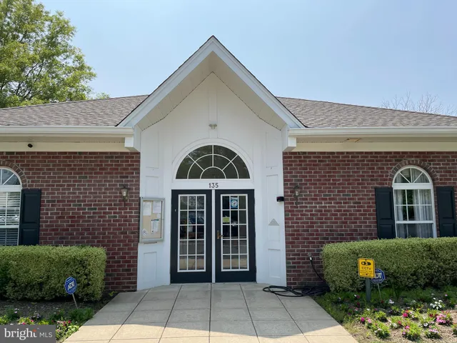 $4,200 | 46 Warwick Road, Princeton Junction, NJ 08550