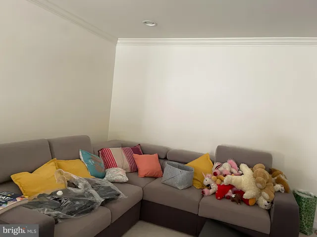 $4,200 | 46 Warwick Road, Princeton Junction, NJ 08550