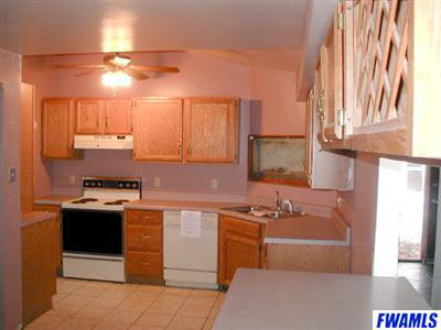 16102 Canyon Ridge Road Leo, IN 46765 - Photo 5 of 6