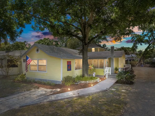 $260,000 | 1841 21st Avenue, Vero Beach, FL 32960