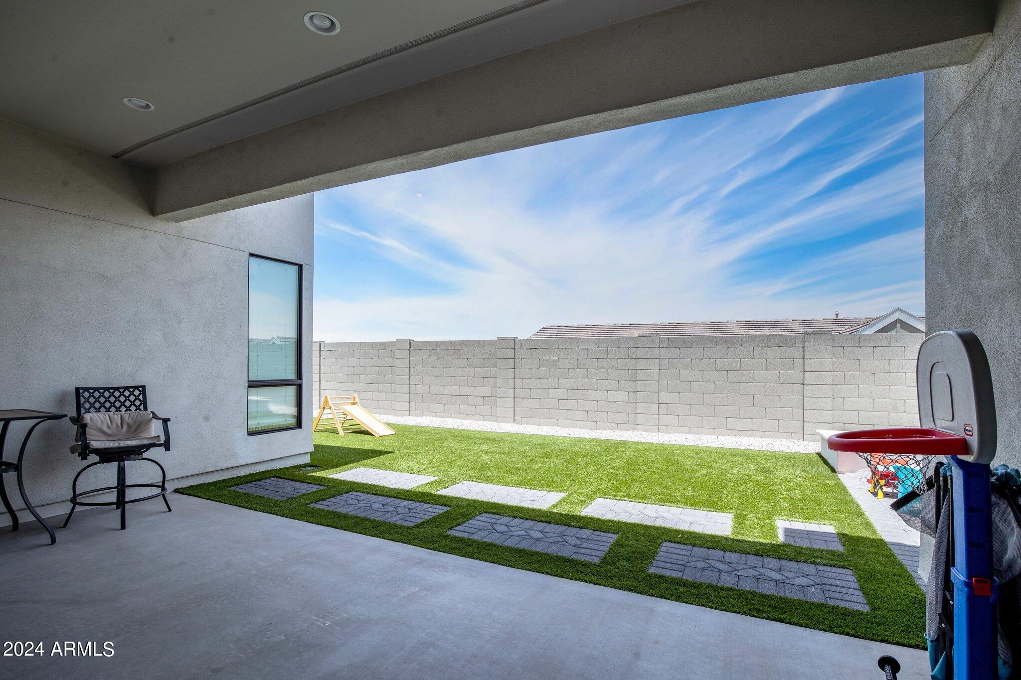 812 East Summerside Road Phoenix, AZ 85042 - Photo 40 of 64