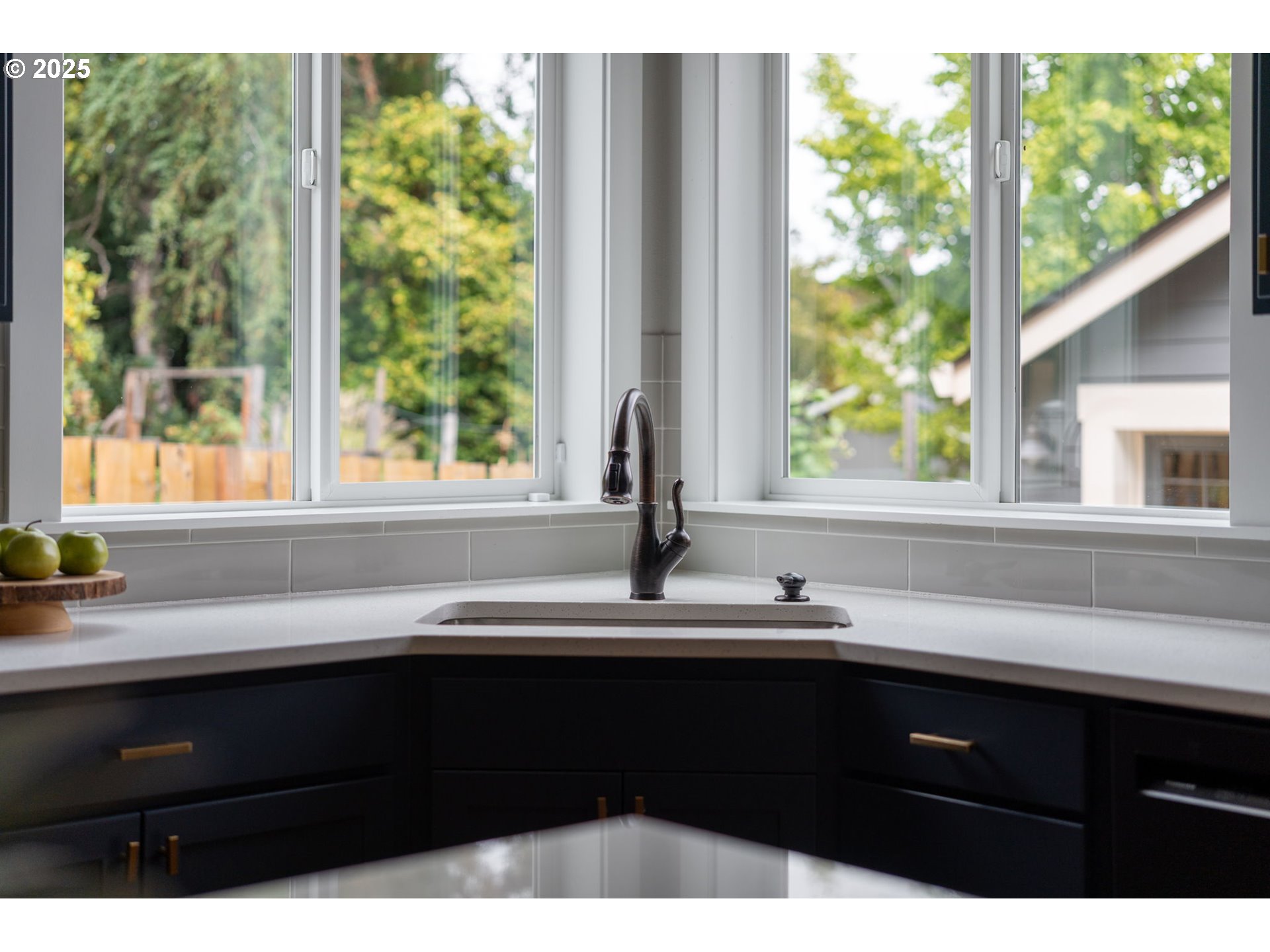 8340 Southwest 3rd Avenue Portland, OR 97219 - Photo 11 of 34 Gallery Image 11
