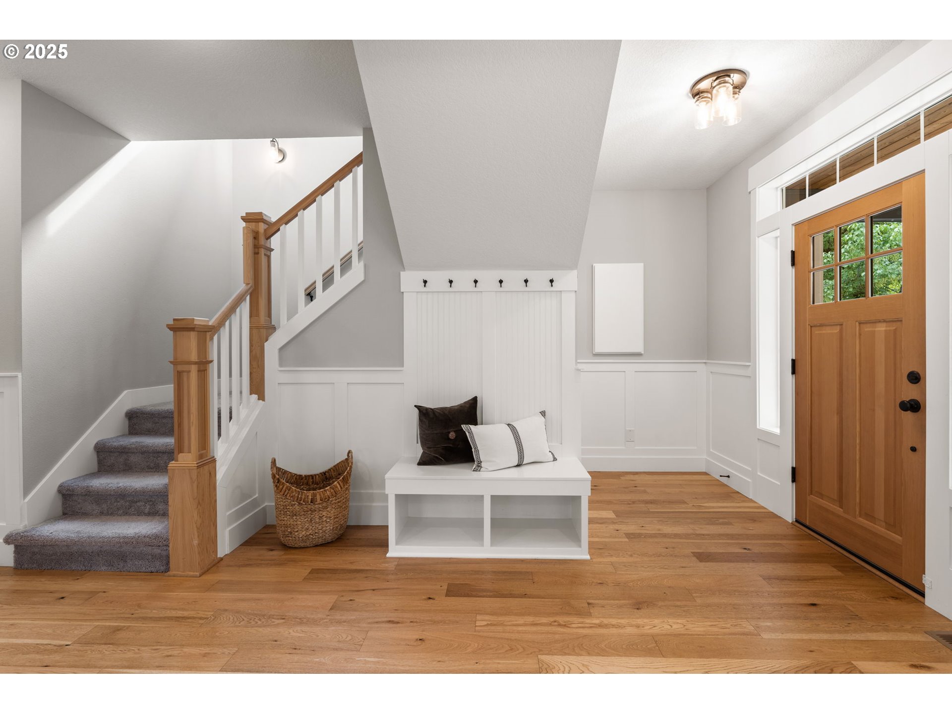 8340 Southwest 3rd Avenue Portland, OR 97219 - Photo 3 of 34 Gallery Image 3