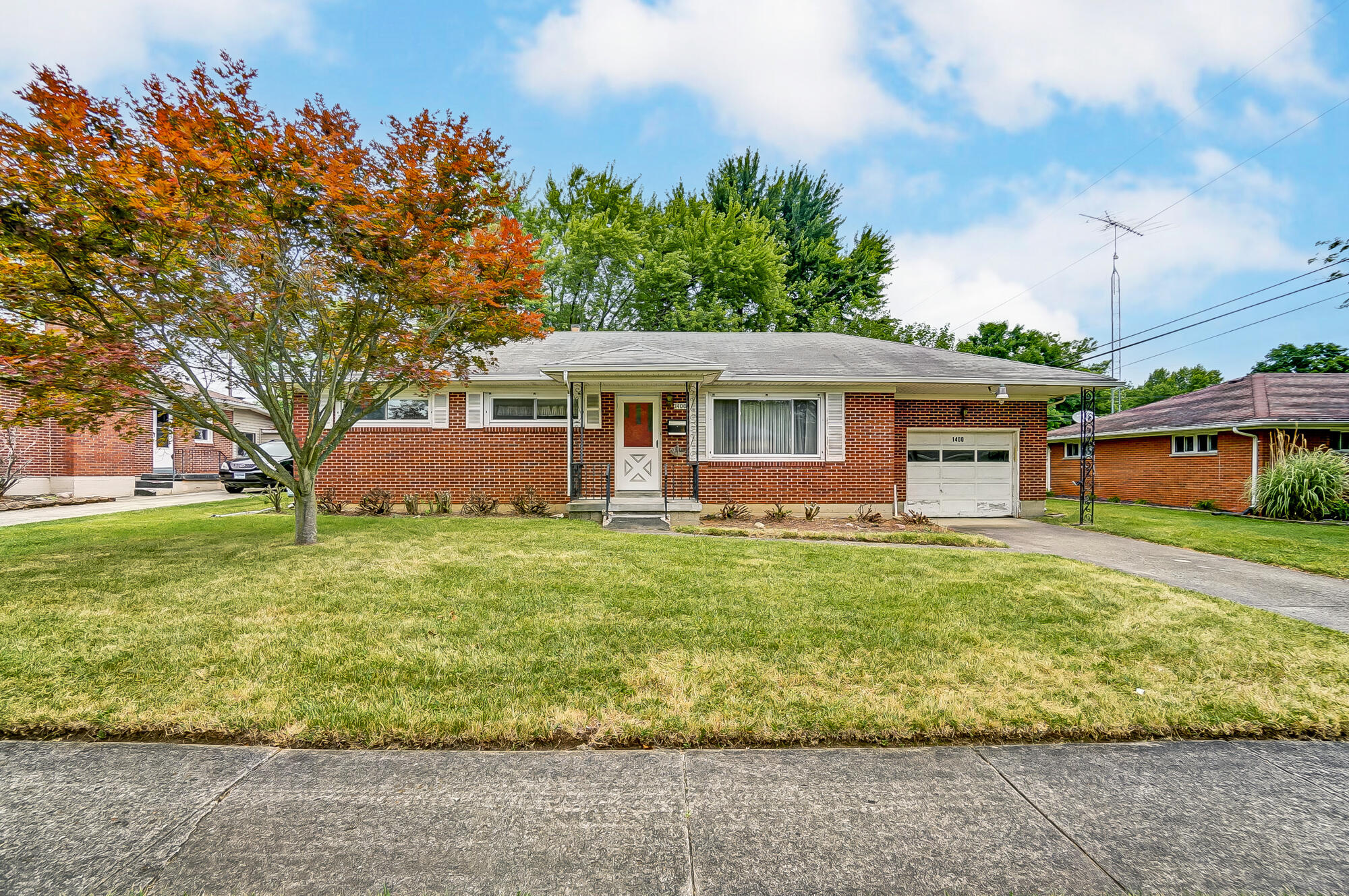 1400 Ronald Road Springfield, OH 45503 - Photo 1 of 44 001