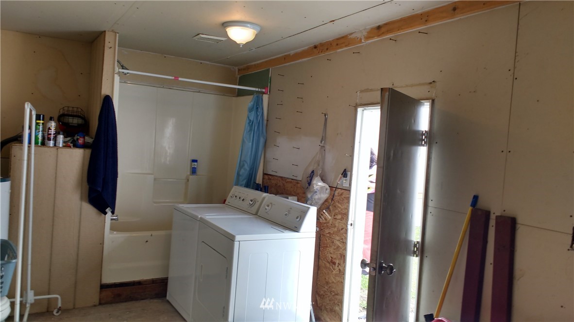 3220 Galvin Road Centralia, WA 98531 - Photo 17 of 24 Gallery Image 17