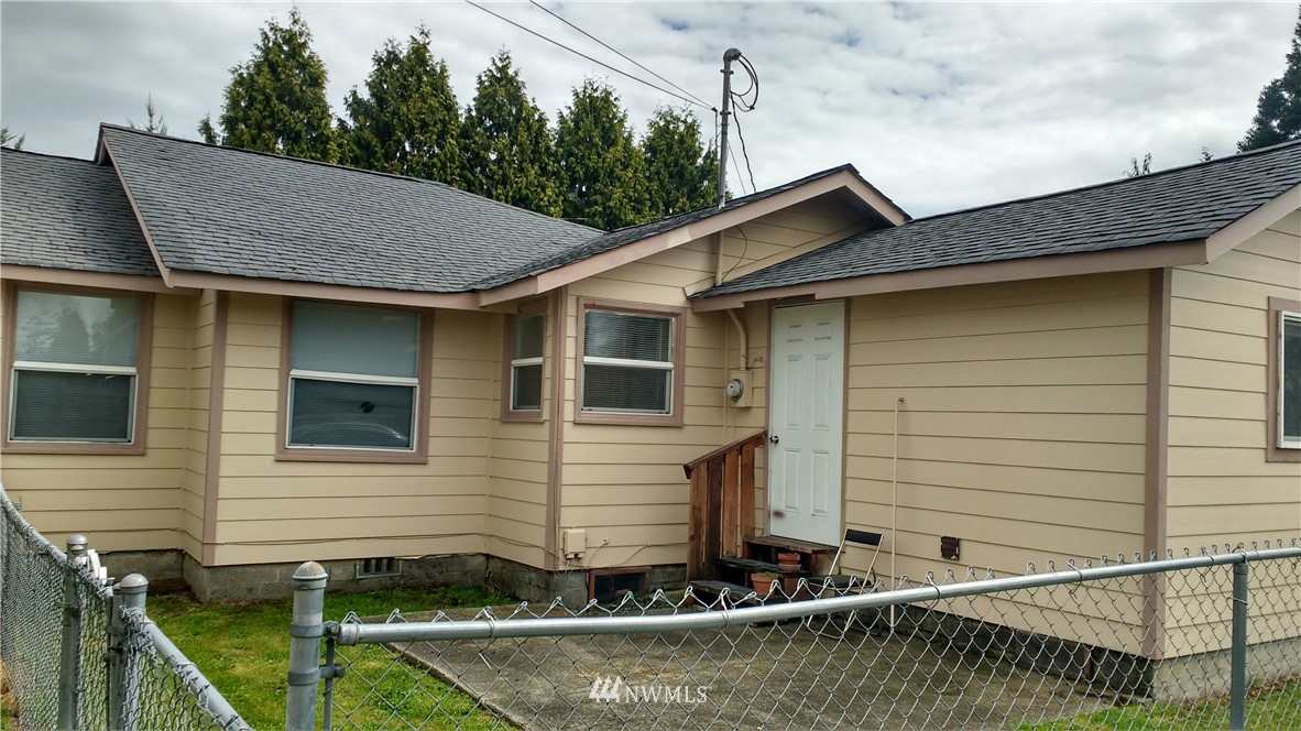 3220 Galvin Road Centralia, WA 98531 - Photo 3 of 24 Gallery Image 3