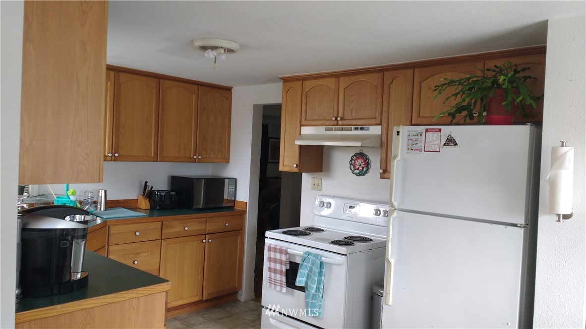 3220 Galvin Road Centralia, WA 98531 - Photo 5 of 24 Gallery Image 5