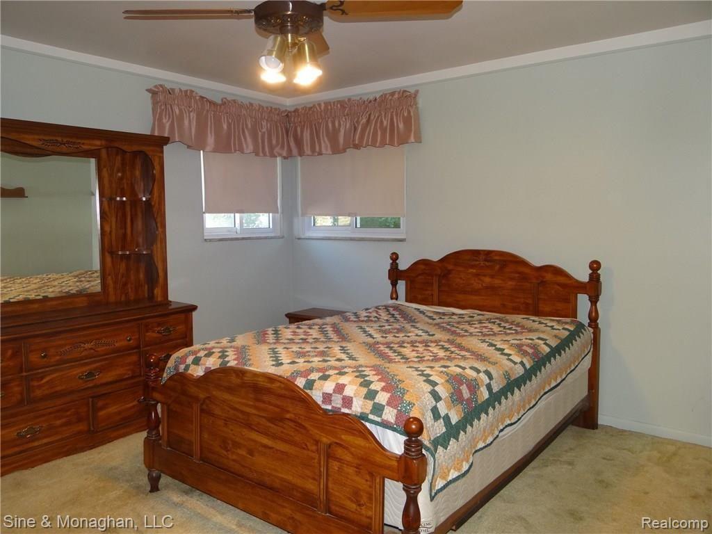 16505 East 8 Mile Road Eastpointe, MI 48021 - Photo 12 of 33 Gallery Image 12
