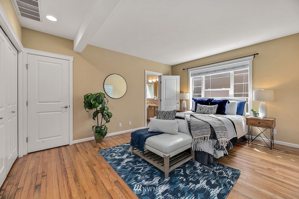 3915 Southwest Monroe Street Seattle, WA 98136 - Photo 14 of 28 Gallery Image 14