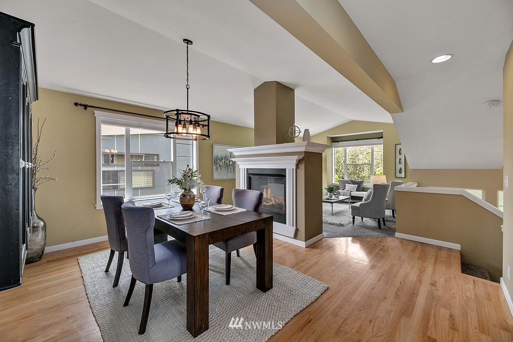 3915 Southwest Monroe Street Seattle, WA 98136 - Photo 8 of 28 Gallery Image 8