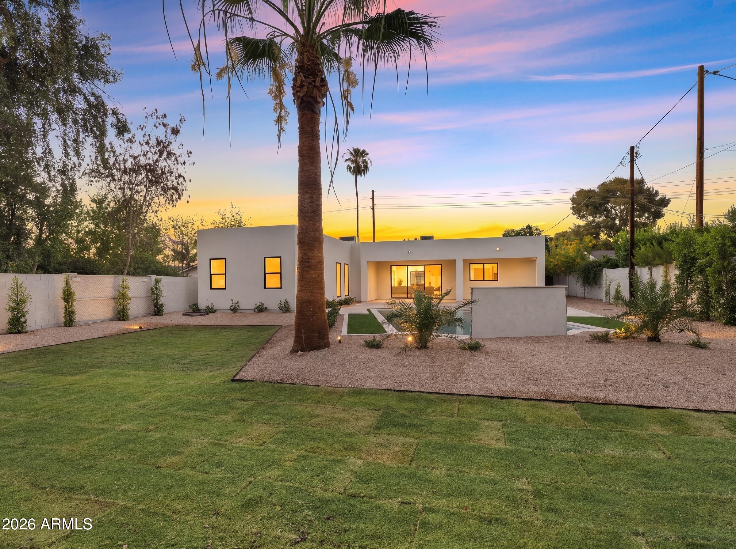 4035 East Osborn Road Phoenix, AZ 85018 - Photo 43 of 63 DSC07741L