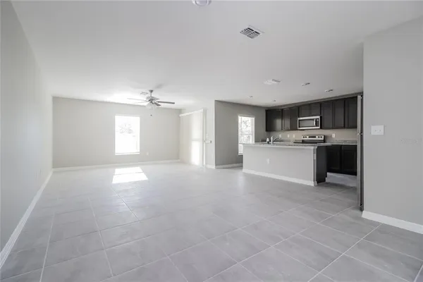 $2,110 | 127 Tulip Lane, Kissimmee, FL 34759