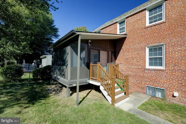 $2,700 | 5408 20th Avenue, Hyattsville, MD 20782
