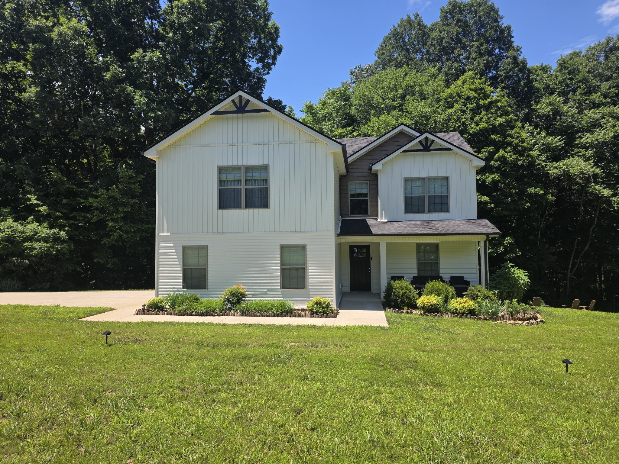 109 Hummingbird Meadows Palmyra, TN 37142 - Photo 1 of 8