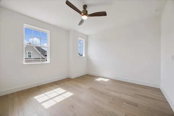 $810,000 | 3506 Dorset Clf Lane, Houston, TX 77055