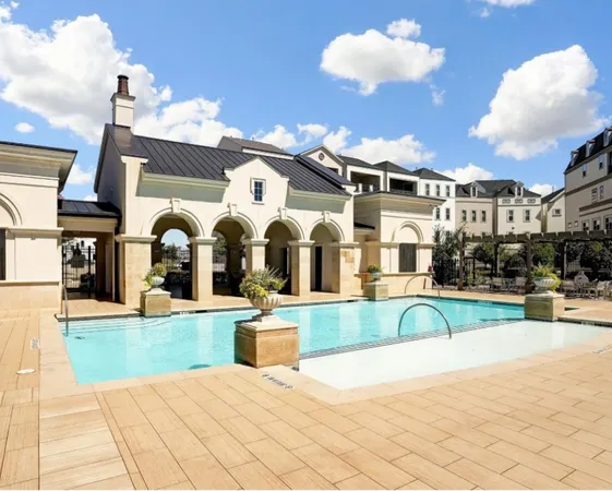 $810,000 | 3506 Dorset Clf Lane, Houston, TX 77055
