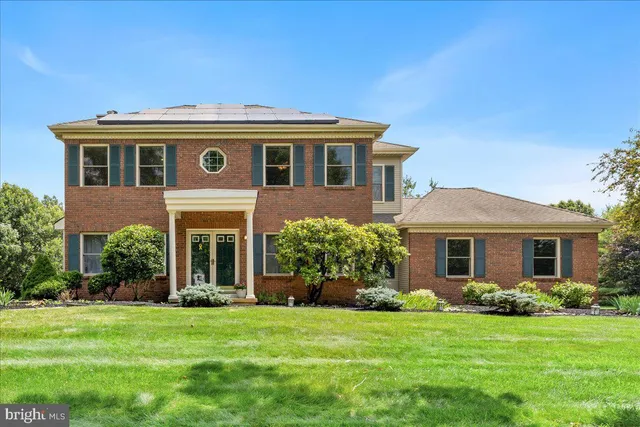 $960,000 | 32 West Kincaid Drive, West Windsor, NJ 08550