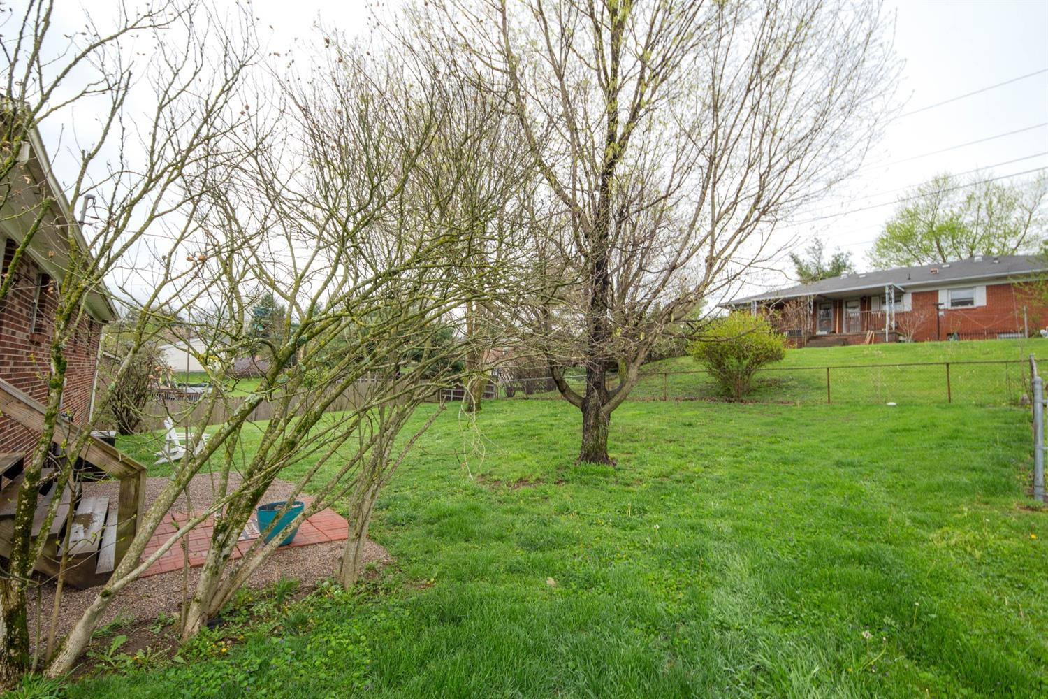 125 Robin Road Nicholasville, KY 40356 - Photo 34 of 41 Photo 34