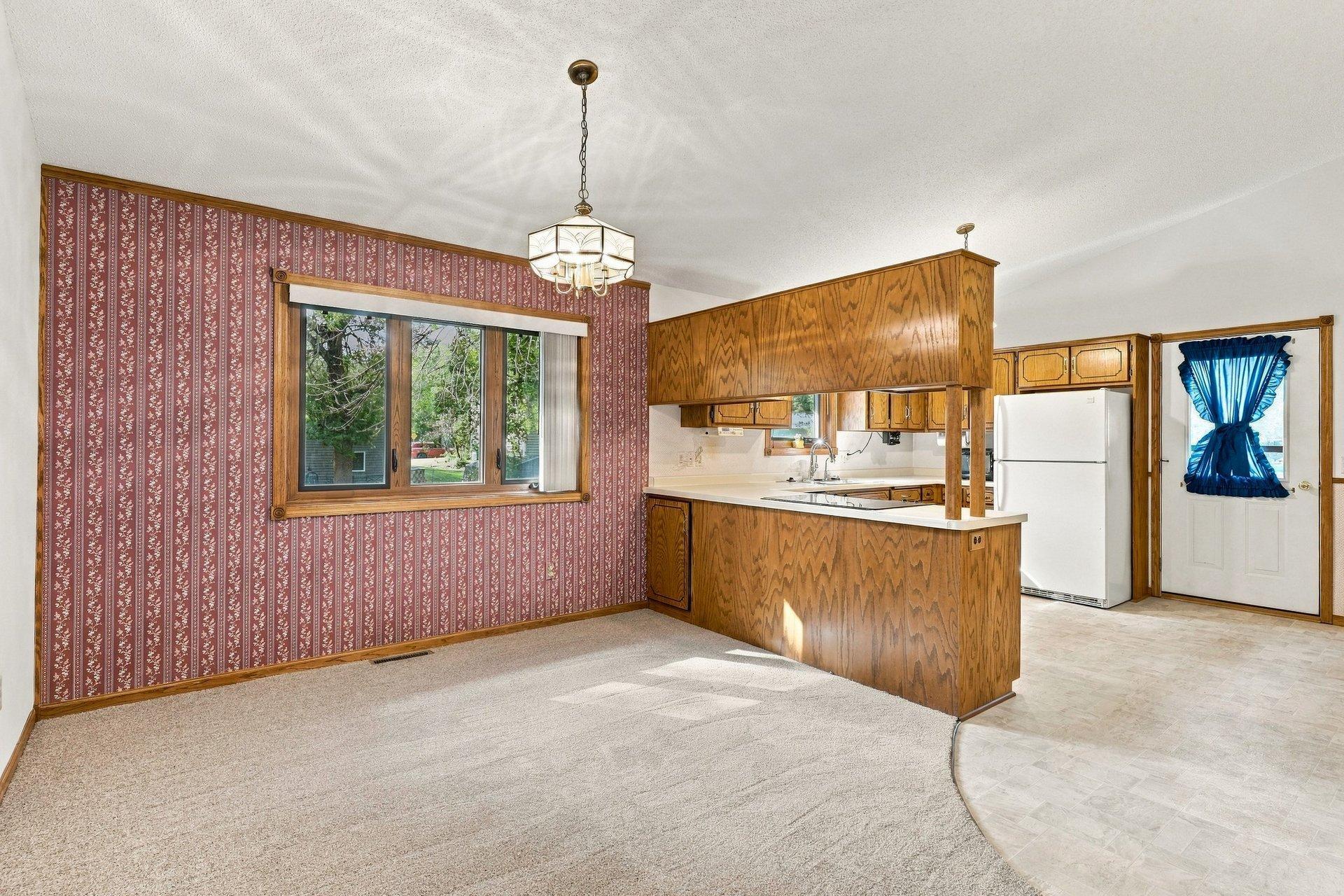 330 Shady Ridge Road Northwest Hutchinson, MN 55350 - Photo 6 of 28 Gallery Image 6