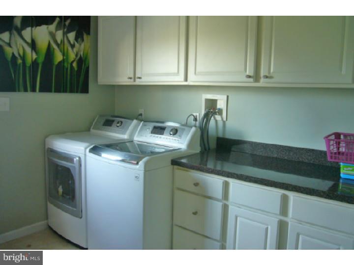 3321 Regency Drive Sinking Spring, PA 19608 - Photo 13 of 20 Gallery Image 13
