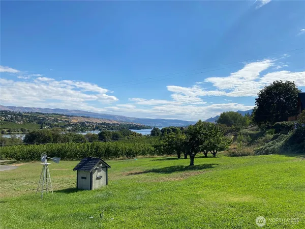 $754,900 | 1287 Malaga Alcoa Highway, Wenatchee, WA 98801
