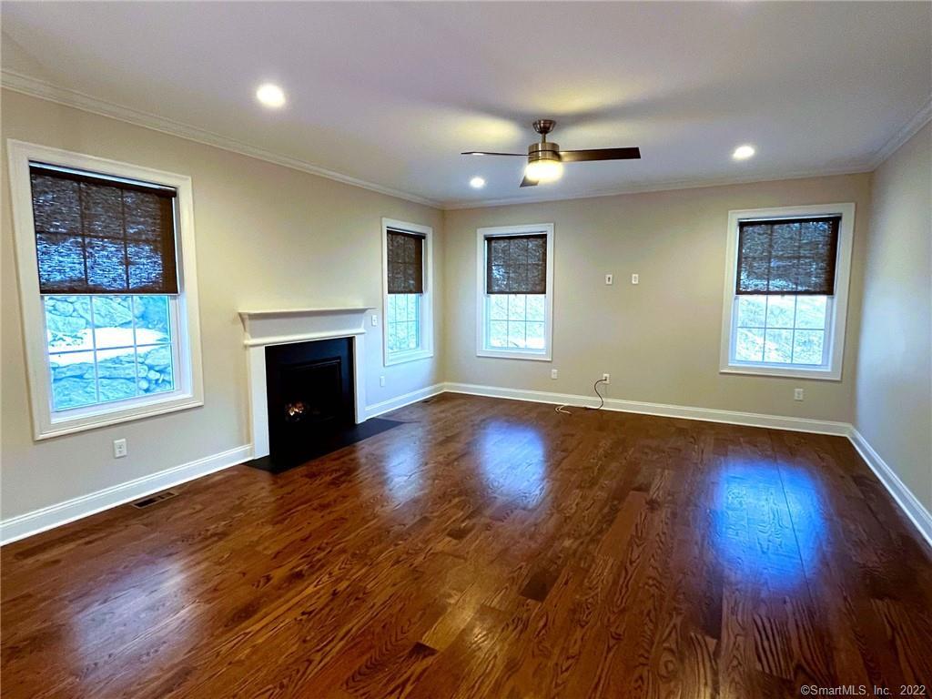 71 Ledges Road Ridgefield, CT 06877 - Photo 9 of 34 Gas Fireplace