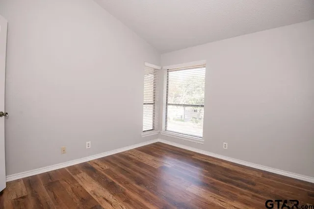 $1,600 | 5917 Hollytree Drive, Tyler, TX 75703