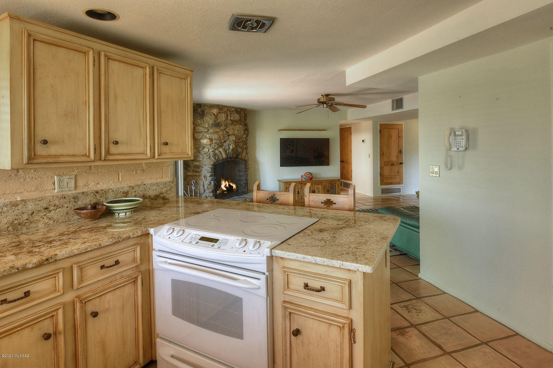 4270 East Havasu Road Tucson, AZ 85718 - Photo 12 of 34 Gallery Image 12