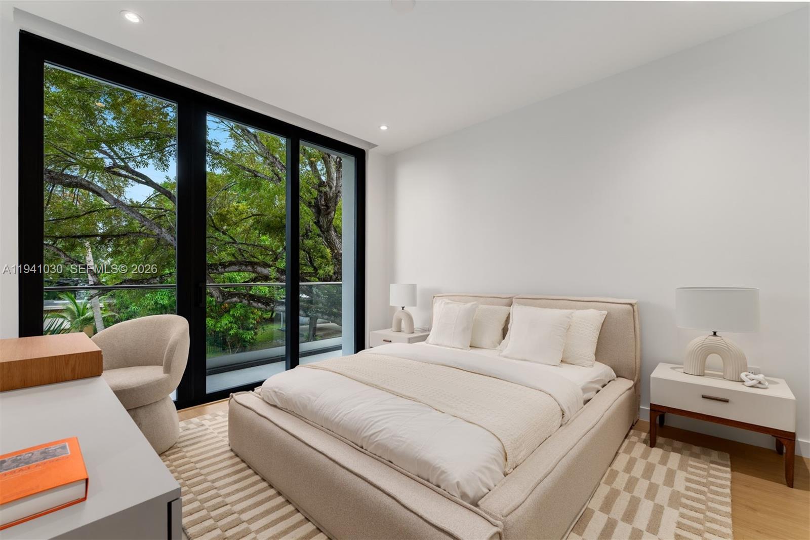 3067 Hibiscus Street Miami, FL 33133 - Photo 20 of 27