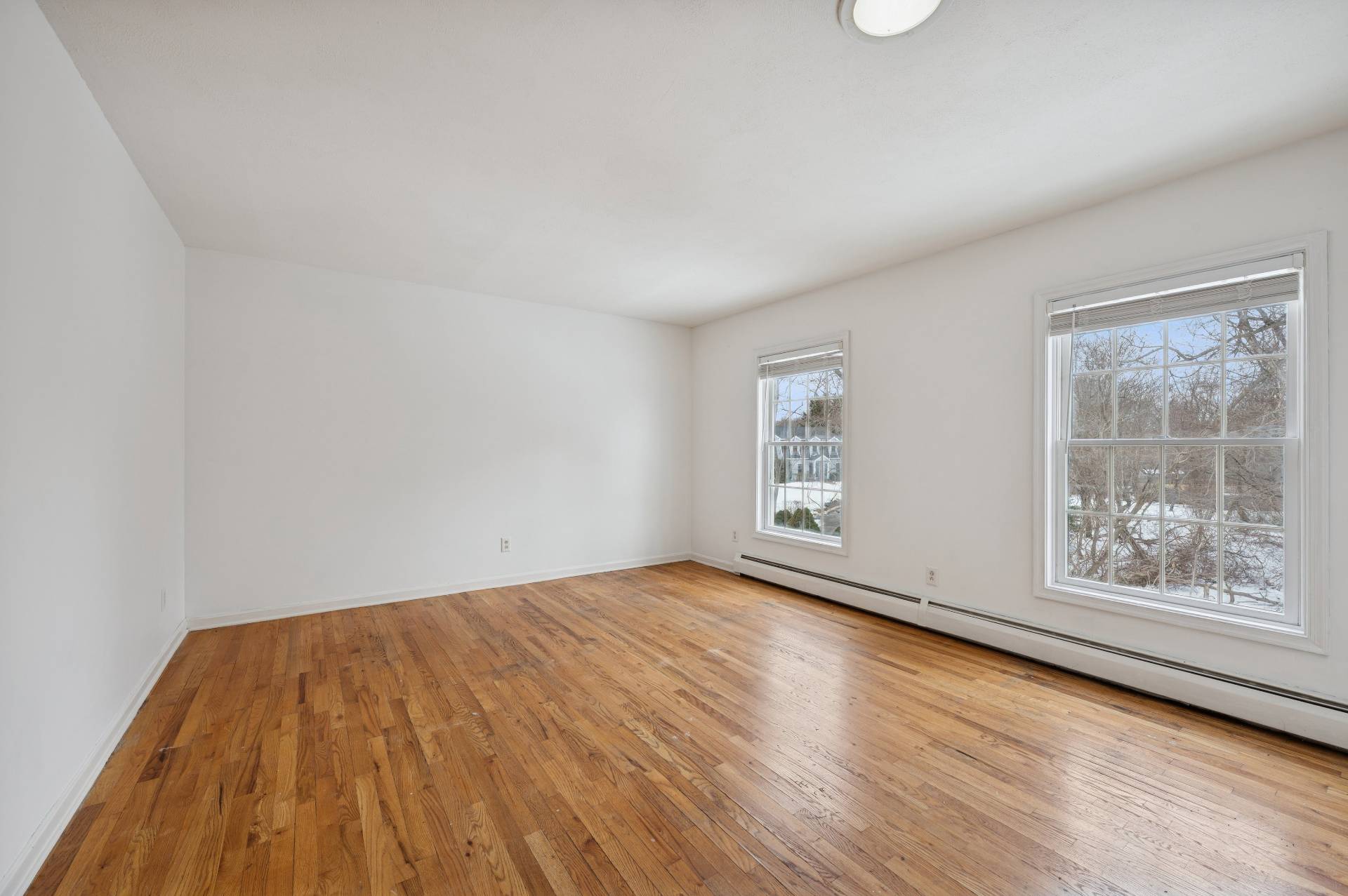 4476 Noyack Road Sag Harbor, NY 11963 - Photo 15 of 21