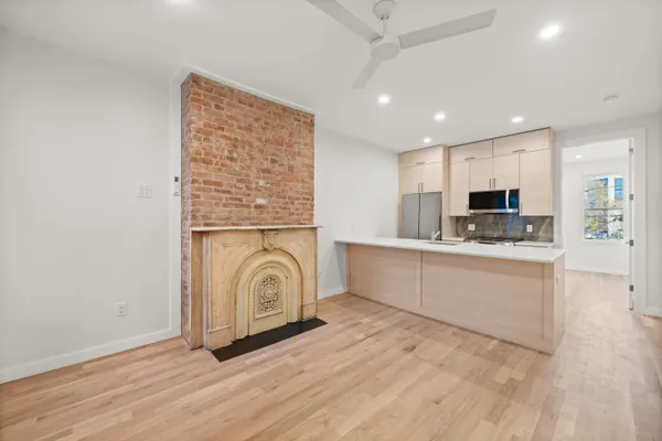 $2,695 | 119 Storms Avenue, Unit 2, Jersey City, NJ 07306