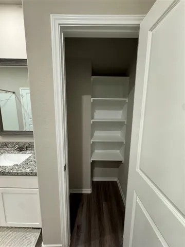 $2,000 | 710 Crystal River, Conroe, TX 77316