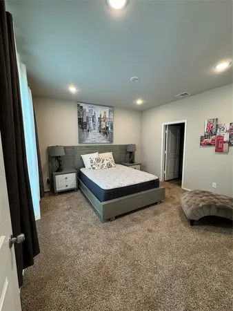$1,975 | 710 Crystal River, Conroe, TX 77316