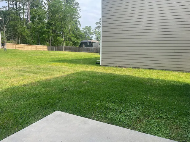 $2,000 | 710 Crystal River, Conroe, TX 77316